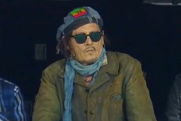 Ο Τζόνι Ντεπ έζησε τη μαγεία της Μπόκα και έφυγε με δώρο φανέλα από τον Ρικέλμε