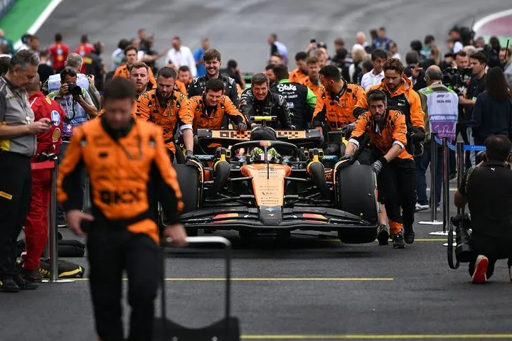 Η επίσημη λίστα συμμετοχών της F1 2026: Οι ομάδες, οι κινητήρες, οι οδηγοί και οι αριθμοί τους