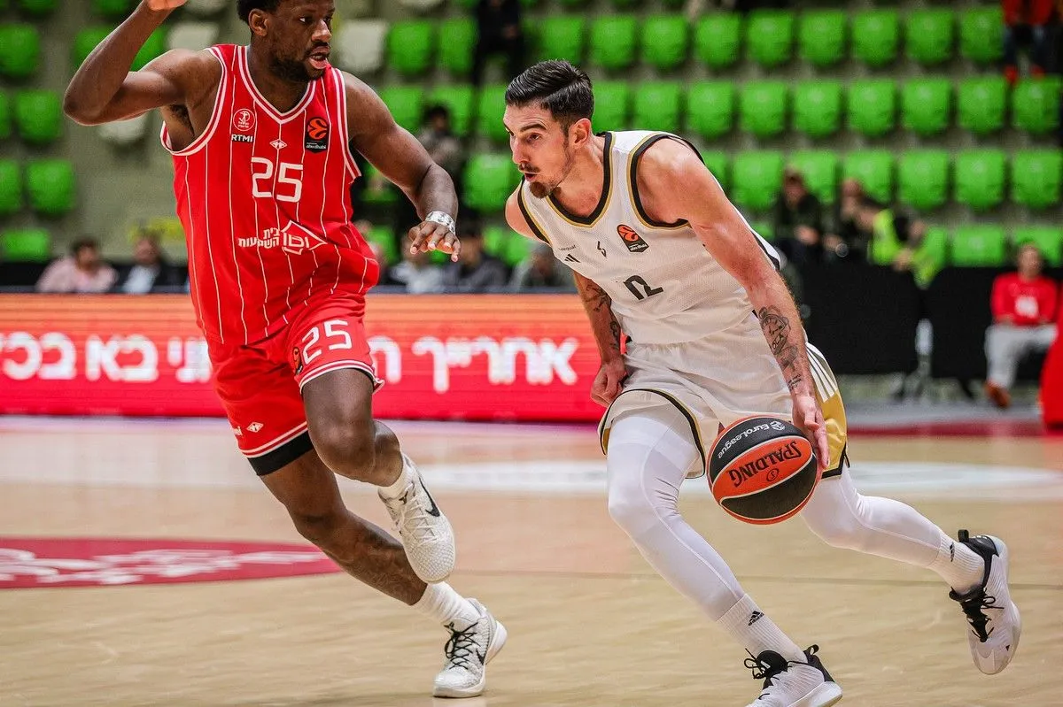 Ο Νάντο ντε Κολό έχει πάρει φωτιά: Τα δύο μεγάλα ματς και οι 52/52 βολές στη σεζόν