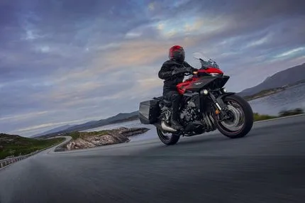 Honda CB1000GT: Η "μεταμόρφωση" του Hornet σε Sport Tourer μεγάλων αποστάσεων