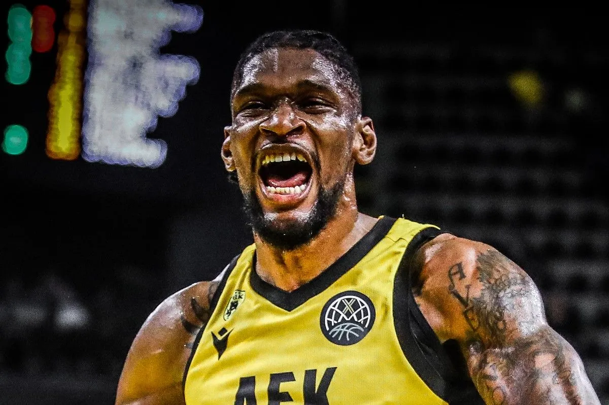 Τι ισχύει με το συμβόλαιο του Κρις Σίλβα και ποιες είναι οι σκέψεις της ΑΕΚ για τον σταρ ψηλό της