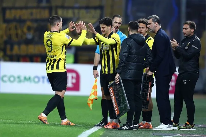 ΑΕΚ: Ο Ζώης Καραργύρης έκανε το ντεμπούτο του με τη φανέλα της Ένωσης κόντρα στον ΟΦΗ για το Κύπελλο Ελλάδας Betsson