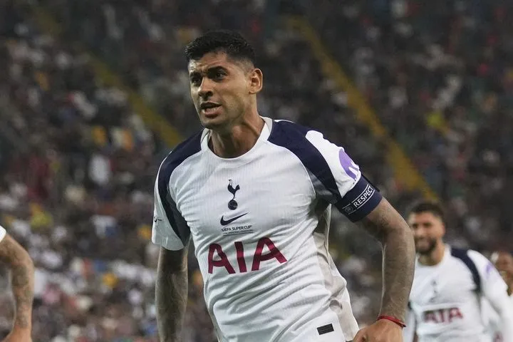 Νιούκαστλ – Τότεναμ 2-2: Με ήρωα τον Ρομέρο, τα σπιρούνια έφυγαν με τον βαθμό της ισοπαλίας από το Σεντ Τζέιμς Παρκ