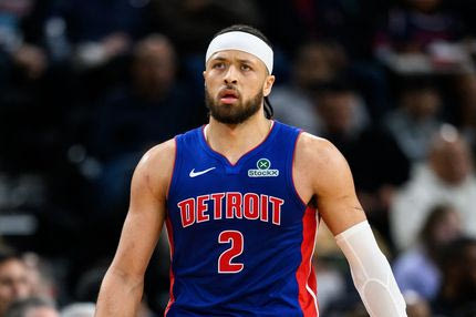 Ο Κάνιγχαμ έβαλε 45 στους Μάτζικ, ο Μπανκέρο 45 στους Πίστονς, όμως το Ντιτρόιτ έδειξε σφυγμό