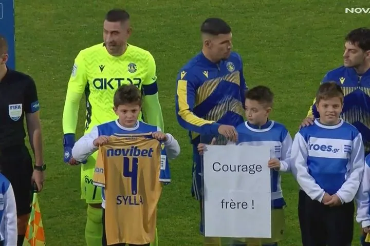 Αστέρας AKTOR: Το μήνυμα των παικτών του Κρις Κόουλμαν στον Ισιάγκα Σιλά