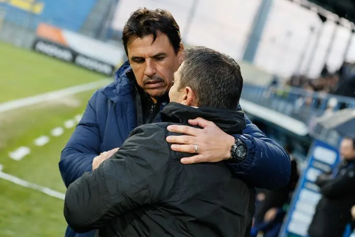 Αστέρας AKTOR – Λεβαδειακός: Μηνύματα συμπαράστασης από Κόουλμαν και Παπαδόπουλο στον Σιλά