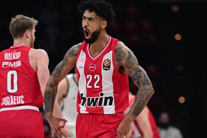 Ολυμπιακός – Βιλερμπάν: Οι 35 πόντοι που πρόσφερε ο Ντόρσεϊ, ο Βεζένκοβ και η πεντάδα που έθεσε τον τόνο