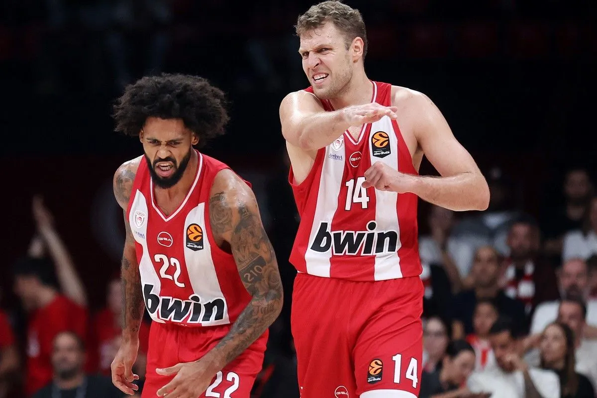 Ολυμπιακός: Οι τρεις σωματοφύλακες ήταν τέσσερις