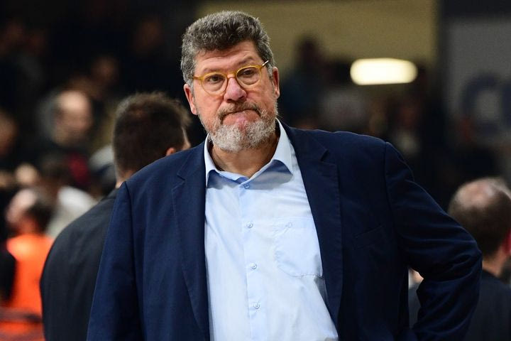 Εξαγριωμένοι οπαδοί του Πανιωνίου στον Φάνη Χριστοδούλου: “Πάρε θέση, είσαι η σημαία μας, πέφτουμε και γελάνε στον πάγκο”