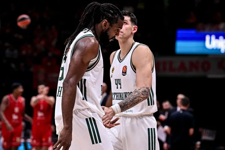 Ο Παναθηναϊκός υποφέρει στην άμυνα και χάνει εύκολα