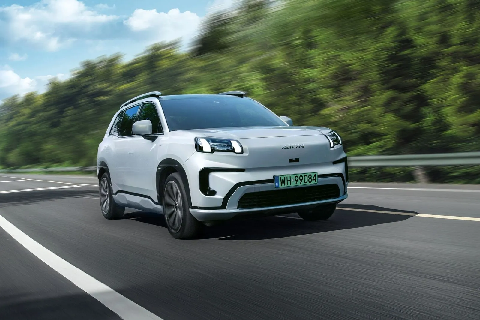 Μάθε τα πάντα για το πρωτοποριακό SUV AION V που ήρθε και θέλει να αλλάξει την εικόνα της κατηγορίας στην αγορά