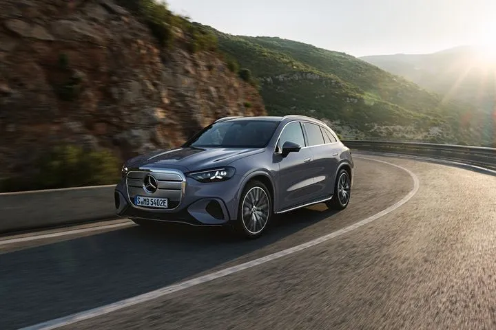 Αυτή είναι η ολοκαίνουργια Mercedes-Benz GLC με EQ Technology- Κορυφαία τεχνολογία και ορισμός των premium SUV προτύπων
