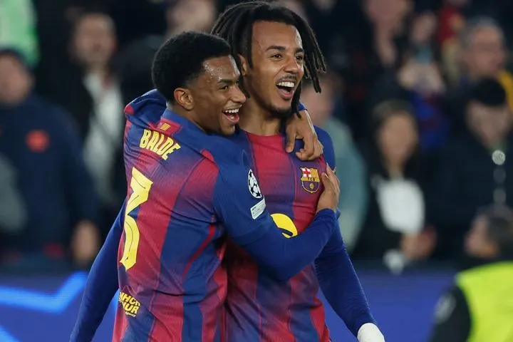 Μπαρτσελόνα – Άιντραχτ 2-1: Ο Κουντέ μεταμόρφωθηκε σε φορ και με δύο γκολ σε τέσσερα λεπτά έδωσε πολύτιμη νίκη στους μπλαουγκράνα