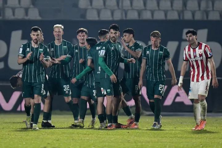 O Πεντρόσο κλείδωσε το τρίποντο για τον Λεβαδειακό απέναντι στον Πανσερραϊκό