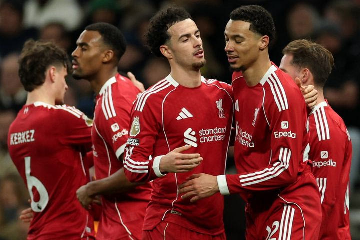 Τότεναμ – Λίβερπουλ 1-2: Οι φορ της έδωσαν το διπλό στο Λονδίνο, οι Σπερς πλήρωσαν νευρά και απερισκεψία και ολοκλήρωσαν με εννέα παίκτες