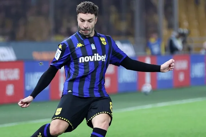 Άρης: Χωρίς Μορόν κόντρα στην ΑΕΚ, ο Ισπανός θα εκτίσει την ποινή του για κάρτες