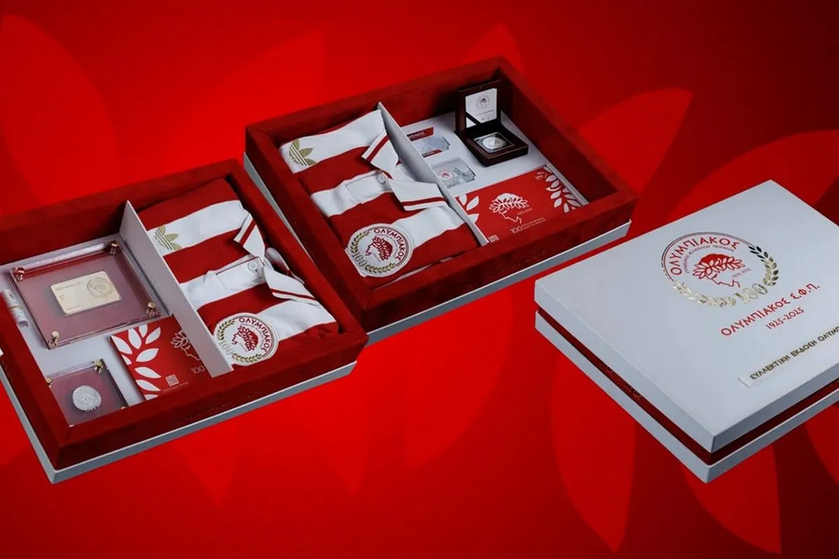 Ερασιτέχνης Ολυμπιακός: Συνεχίζεται η διάθεση της Χρυσής Κάρτας Μέλους, παρουσιάστηκε η νέα Συλλεκτική Έκδοση 100 χρόνων