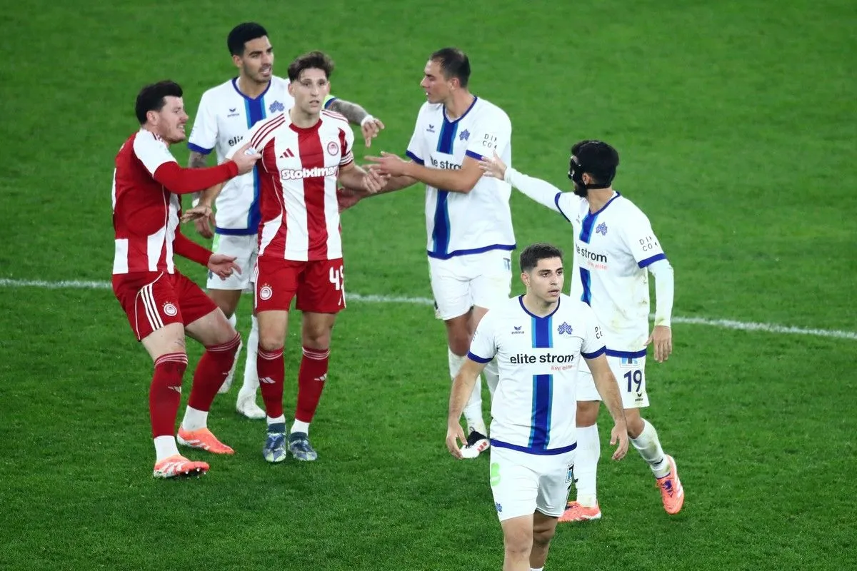 Ολυμπιακός – Κηφισιά: Αποβλήθηκε ο Παντελίδης στις καθυστερήσεις, ένταση με Ρέτσο