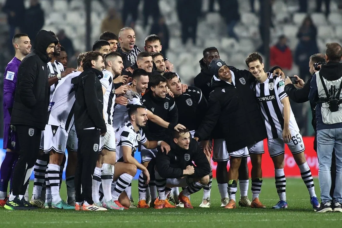 Η φωτογραφία νίκης του ΠΑΟΚ με το λούτρινο ελεφαντάκι: Τι σημαίνει