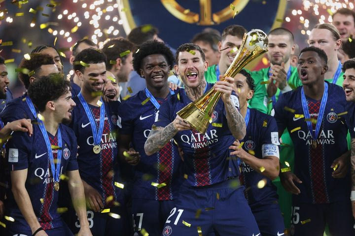 Παρί Σεν Ζερμέν: Οι Παριζιάνοι έγιναν μόλις η τρίτη ομάδα στον 21ο αιώνα με έξι τρόπαια μέσα σε ένα ημερολογιακό έτος