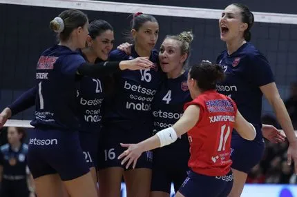 Η Χρυσή Βίβλος του Super Cup βόλεϊ γυναικών: Ο Πανιώνιος Betsson κατέκτησε τον πρώτο τίτλο της ιστορίας του
