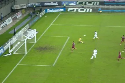 Κλασικό τετ α τετ: Η απίθανη ευκαιρία του Τετέ στο 88′ για να κάνει το 1-3 ο Παναθηναϊκός