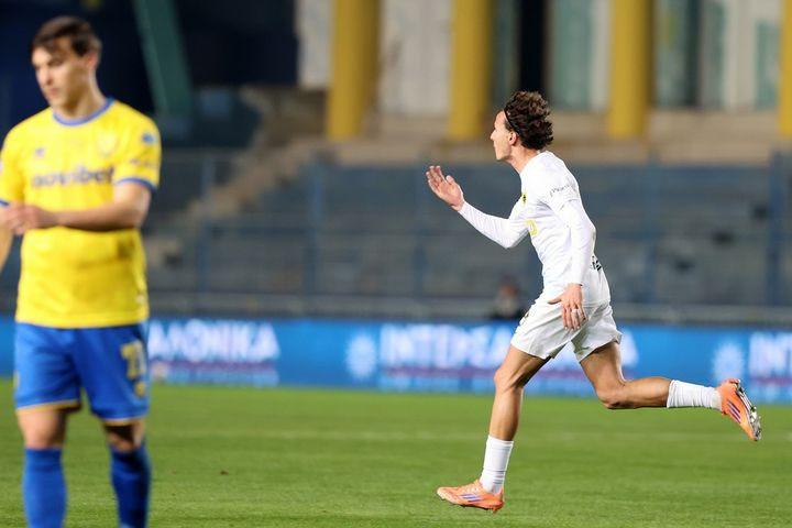 Σόου Λούμπιτσιτς: Δεύτερο γκολ του Κροάτη χαφ μέσα σε τέσσερα λεπτά για το 4-0