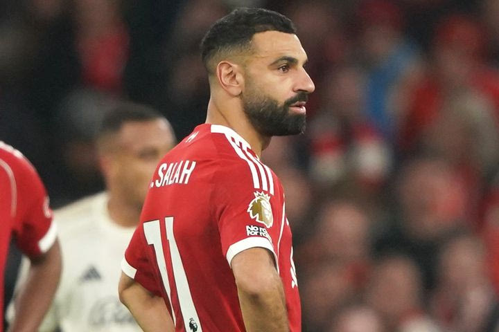 Σίρερ: “Ο Σαλάχ έμεινε στον πάγκο και αυτό λειτούργησε και για τη Λίβερπουλ και για τον Ίσακ”