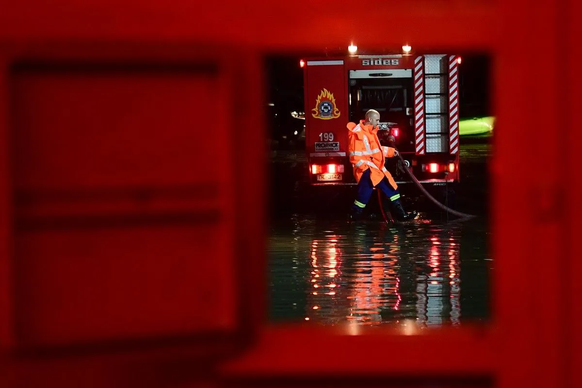 Κακοκαιρία Byron – Ολυμπιακός – Φενέρμπαχτσε: Πλημμύρισε η Ω Θαλάσσης, κανένα πρόβλημα με το παρκέ