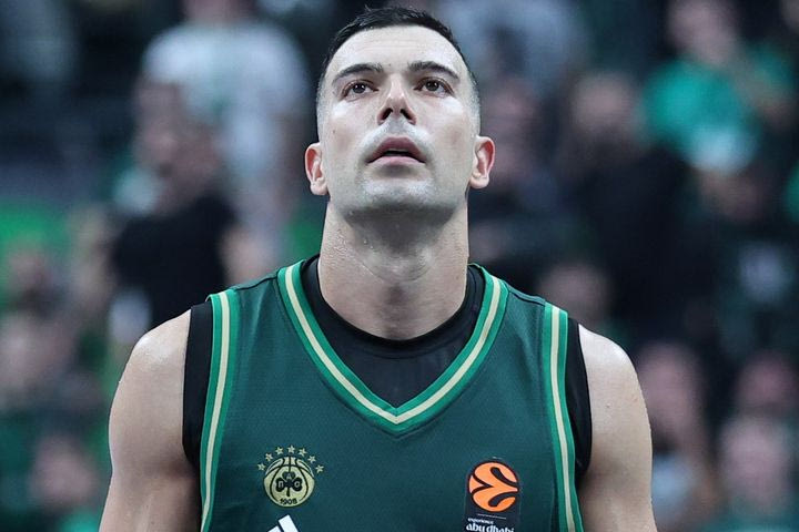 Ο Παναθηναϊκός έδινε την μπάλα στη Βαλένθια, στο τέλος της έδωσε και τη νίκη