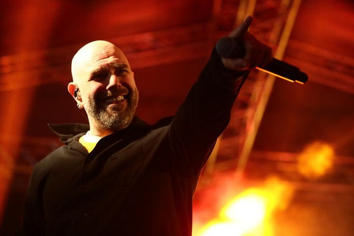 ΑΕΚ: Γεμάτη κόσμο η Πλατεία Αετού στην OPAP Arena για τη γορτή της Ένωσης