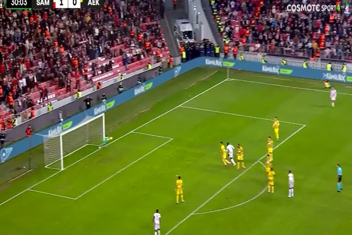 Δεύτερο σπουδαίο στοπ του Στρακόσα σε σουτ του Εντσάμ, αυτή τη φορά εκτός περιοχής