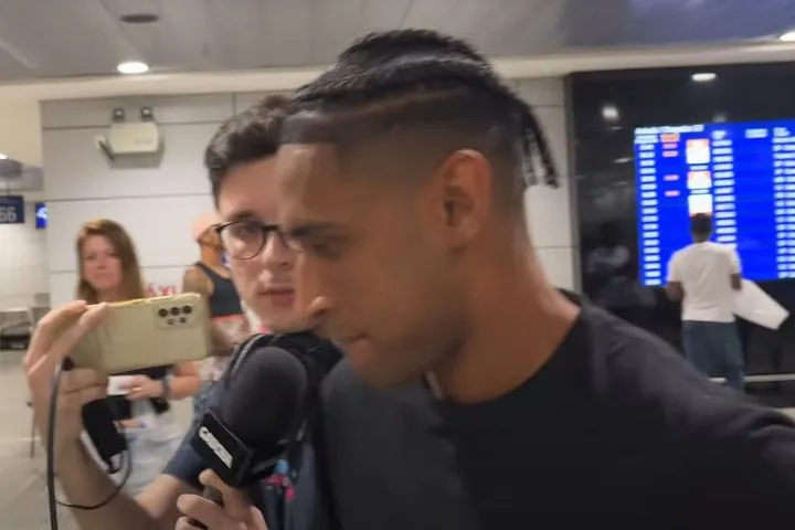 Τετέ για το ενδιαφέρον της Γκρέμιο: “Ωραία χειρονομία, το αφήνω στον μάνατζέρ μου”