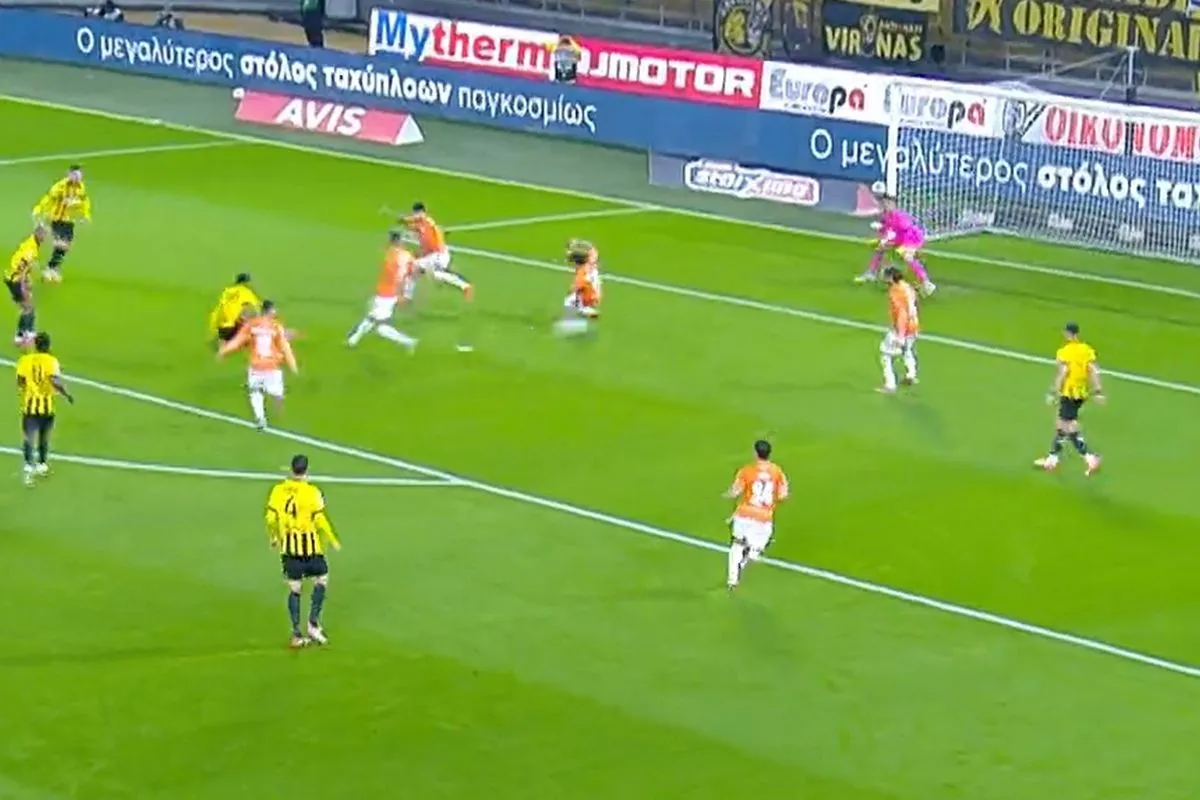 Το 1-0 για την ΑΕΚ με το όμορφο σουτ του Περέιρα