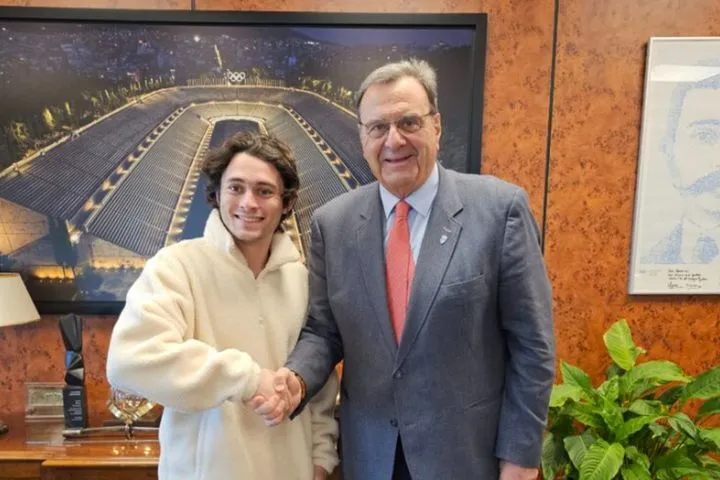 Ισίδωρος Κούβελος σε Νάσο Γκαβέλα: “Αποτελείς πρότυπο για την κοινωνία μας”