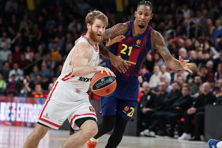 Μπαρτσελόνα – Ολυμπιακός: Το δίδυμο Πάντερ-Κλάιμπερν, το Pick and Pop του Βέσελι και το +19 της βασικής πεντάδας των Καταλανών