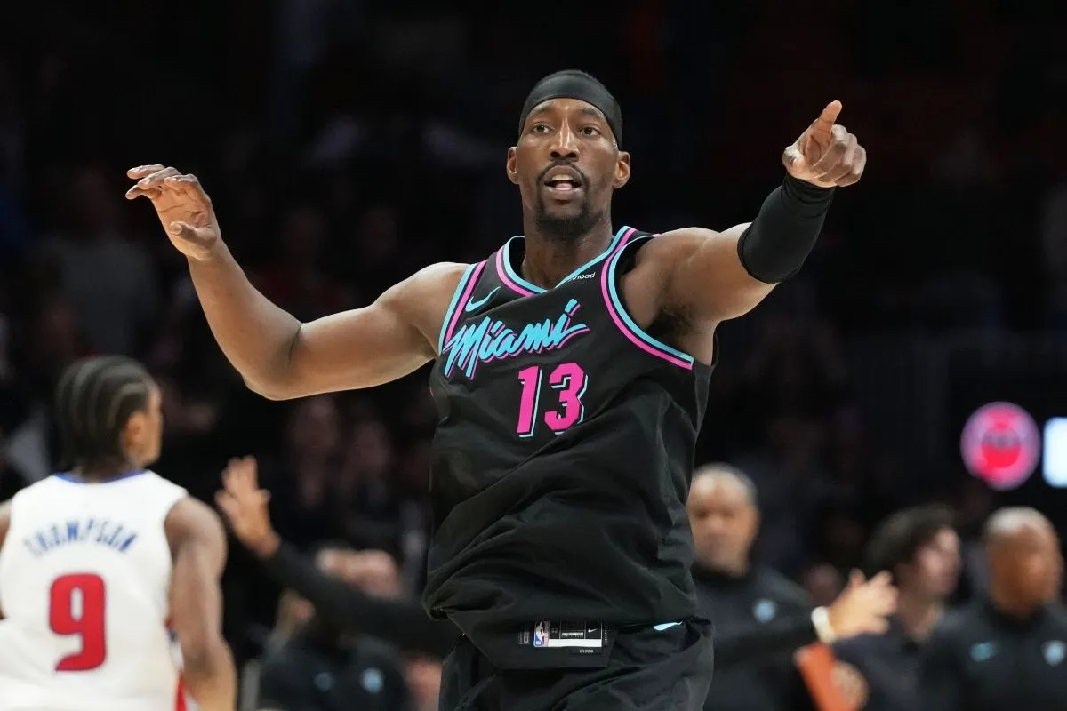 Χιτ – Κλίπερς 140-123: Το Μαϊάμι έπιασε φωτιά με απίστευτο 30-2 σερί, διέλυσε τους Κλίπερς και ισοφάρισε ρεκόρ τρίποντων ομάδας