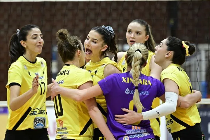 Volley League Γυναικών: Εύκολη επικράτηση για την ΑΕΚ, ήττα για ΠΑΟΚ και σημαντικές νίκες για ΖΑΟΝ και ΑΟ Θήρας