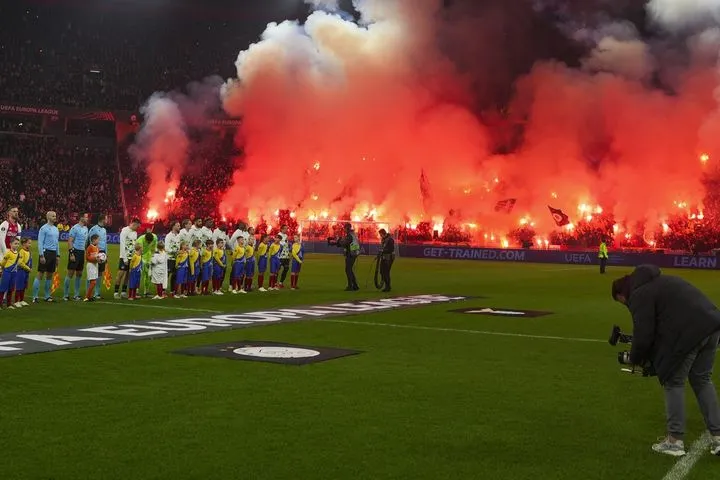 Άγιαξ – Χρόνινχεν: Ο μοναδικός οπαδός που θα βρίσκεται στις εξέδρες, κουβαλάει μία συγκλονιστική ιστορία