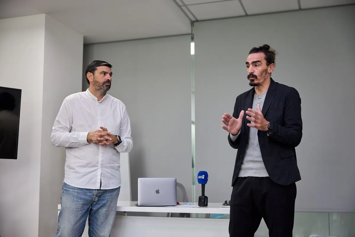 Ο Λάζαρος Χριστοδουλόπουλος απαντά σε ερωτήσεις σπουδαστών του ANT1 MediaLab