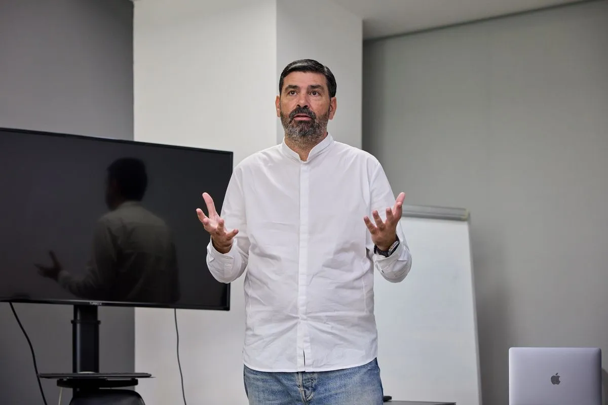 Ο Παντελής Βλαχόπουλος μιλά στους σπουδαστές του ANT1 MediaLab