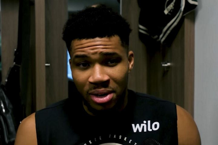 Αντετοκούνμπο: “Μισώ να παίζω τόσο λίγο, αλλά έτσι έχει η κατάσταση αυτή τη στιγμή”