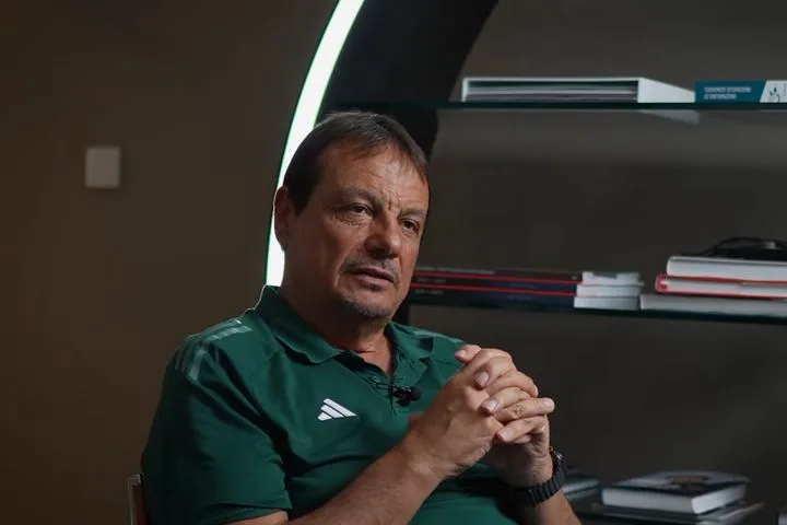 Αταμάν: "Έκανα κι εγώ λάθη στους περσινούς τελικούς, στον κ. Γιαννακόπουλο αρέσει να δίνει τα πάντα στην ομάδα"