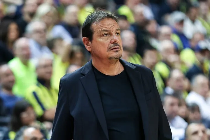 Ξέσπασμα Αταμάν για τους συμπατριώτες του: “Αγράμματοι άνθρωποι έβριζαν την μητέρα μου”