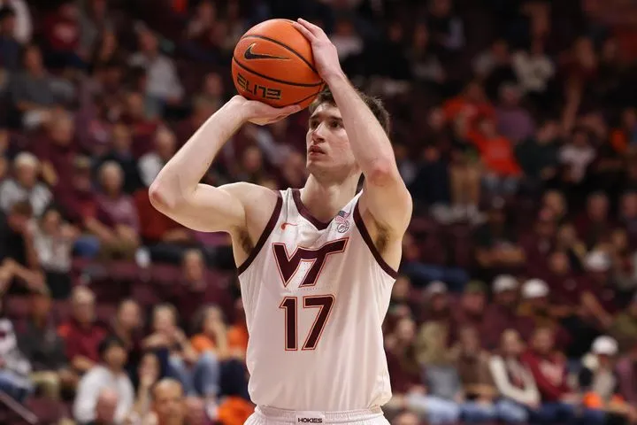 NCAA: Ο Αβδάλας πλησίασε το τριπλ-νταμπλ στη νίκη του Βιρτζίνια Τεκ επί του Σάουθ Καρολάινα