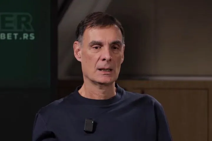 Μπαρτζώκας: “Όνειρο ζωής να προπονήσω τον Ολυμπιακό, είμαι φίλος της ομάδας από μικρό παιδί”