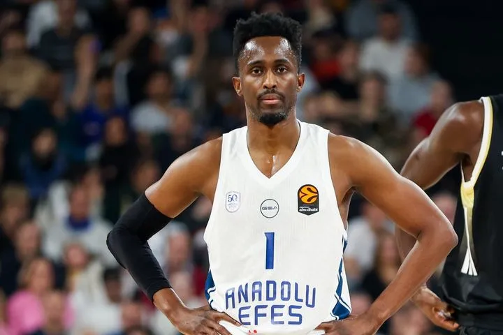 Τουρκ Τέλεκομ – Εφές 75-70: Νέα ήττα και προβληματισμός για την ομάδα του Λάσο