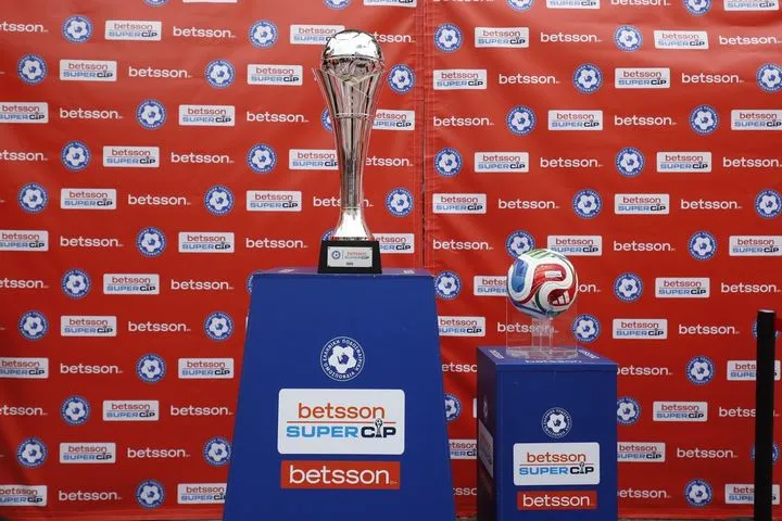 Betsson Super Cup: Στην πλατεία Κανάρη το τρόπαιο και η μπάλα του μεγάλου αγώνα