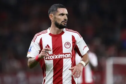 Ο Καμπελά αποχαιρέτησε τους συμπαίκτες του στον Ρέντη, πηγαίνει δανεικός στη Ναντ