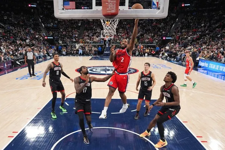 Κλίπερς – Ρόκετς 128-108: Ο Λέοναρντ υπέγραψε τη νίκη για την ομάδα του Λος Άντζελες με 41 πόντους απέναντι στο Χιούστον